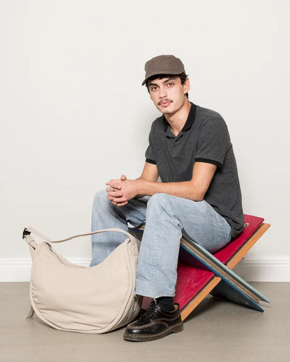 Sandqvist / Curve Half Moon Bag / Beige