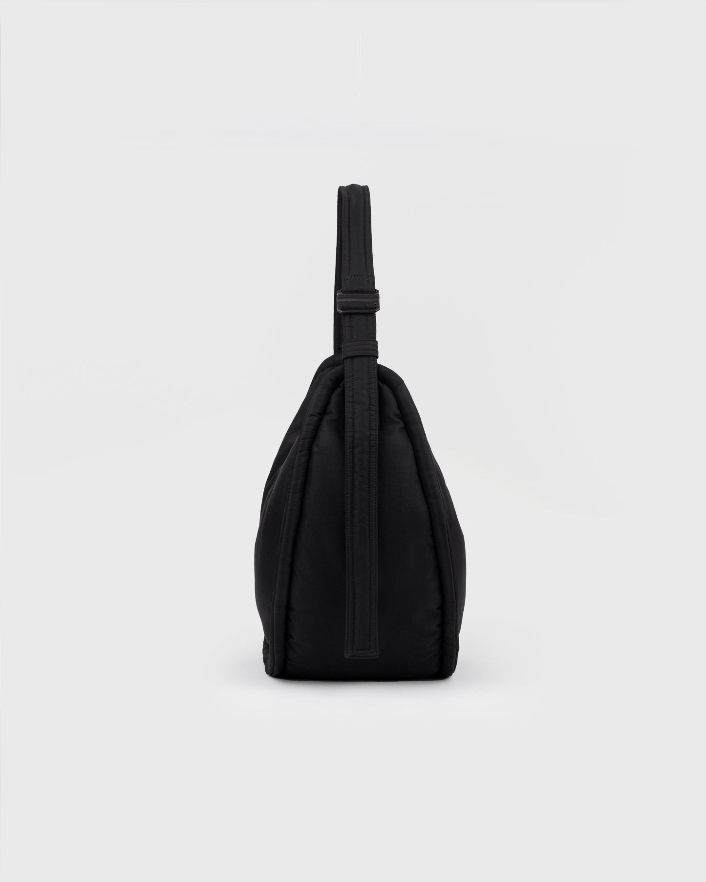 Curve Half Moon Bag Black