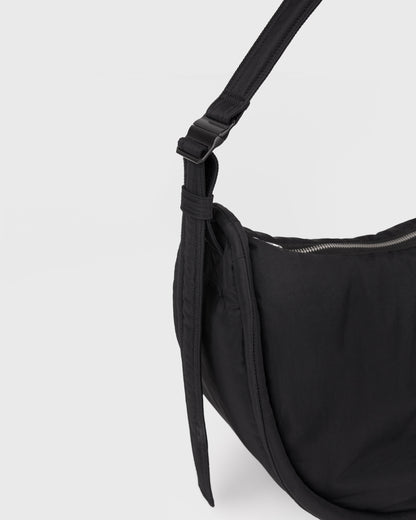 Sandqvist  / Curve Half Moon Bag / Black