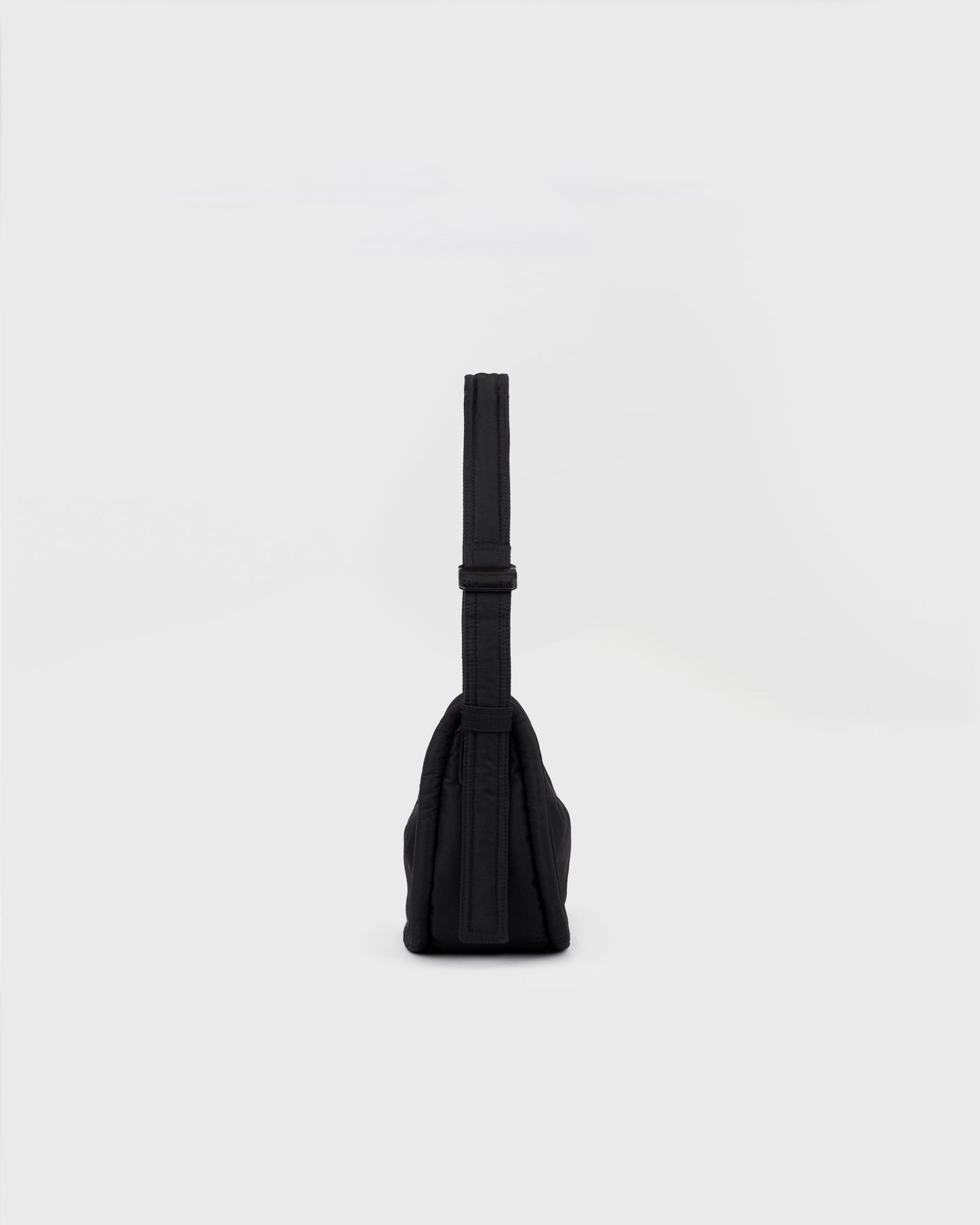 Curve Half Moon Bag Mini Black