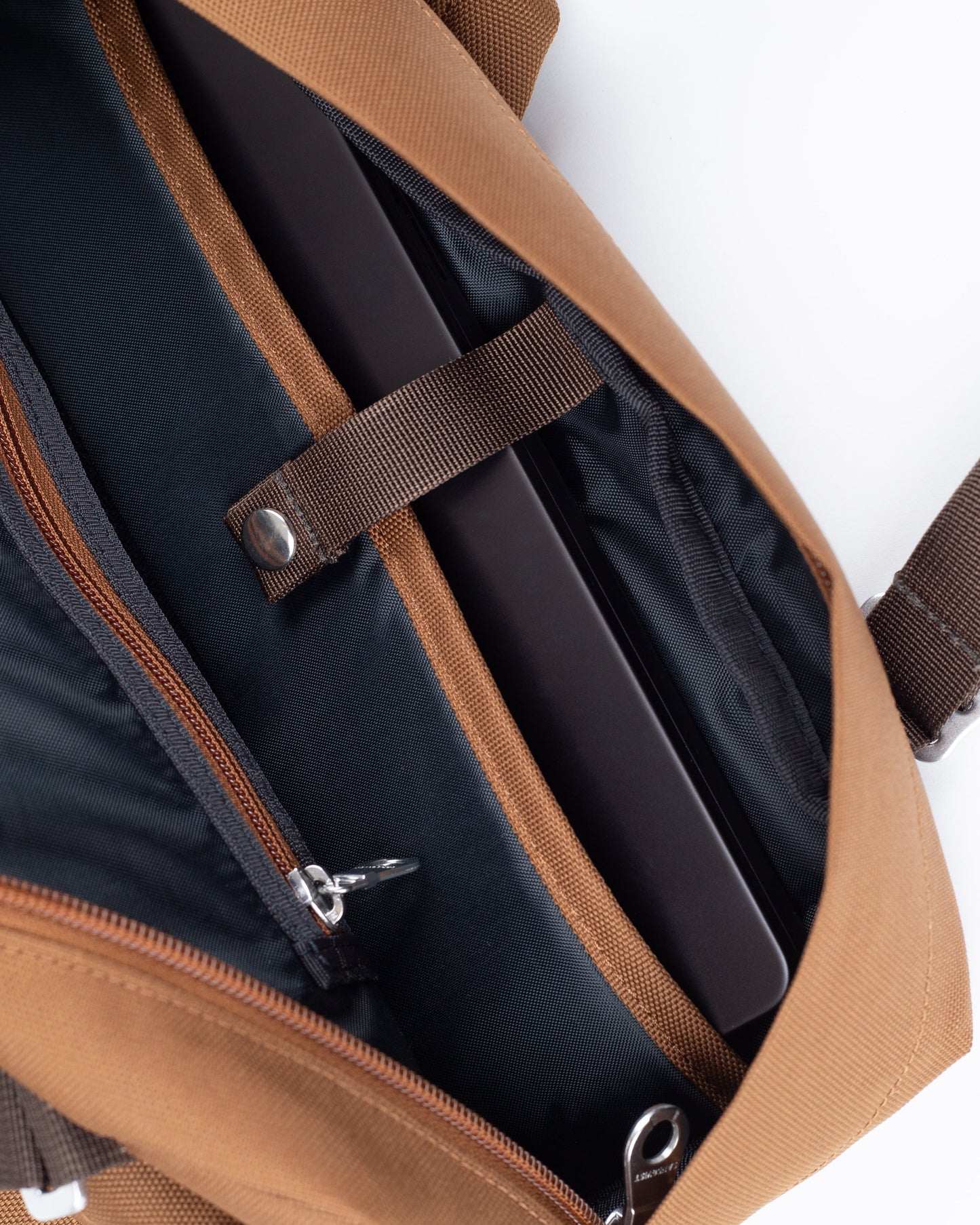 GO 2-Way Tote Backpack 16" Sepia Brown