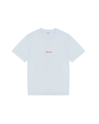 เสื้อยืด True Logo Tee สี Light Blue ทรงบ็อกซี่ แขนสั้น คอกลม ทำจากผ้าฝ้ายออร์แกนิก 100% เนื้อหนา 210 gsm พร้อมโลโก้ Organic Basics ที่ด้านหน้า – True Logo Tee in Light Blue, boxy crewneck short-sleeve T-shirt made from 100% heavyweight organic cotton with Organic Basics logo – sold by Old Pine Trees